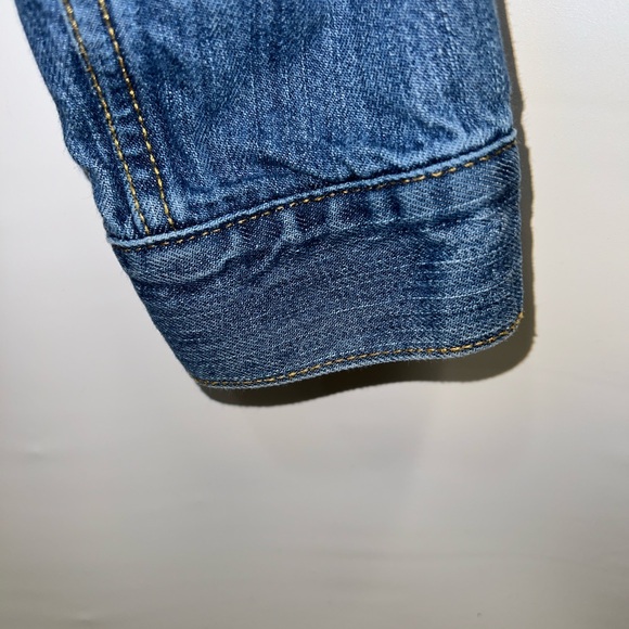 Levi’s Jacket Womens Medium Blue Denim Southwestern Accents Pockets - Picture 10 of 16